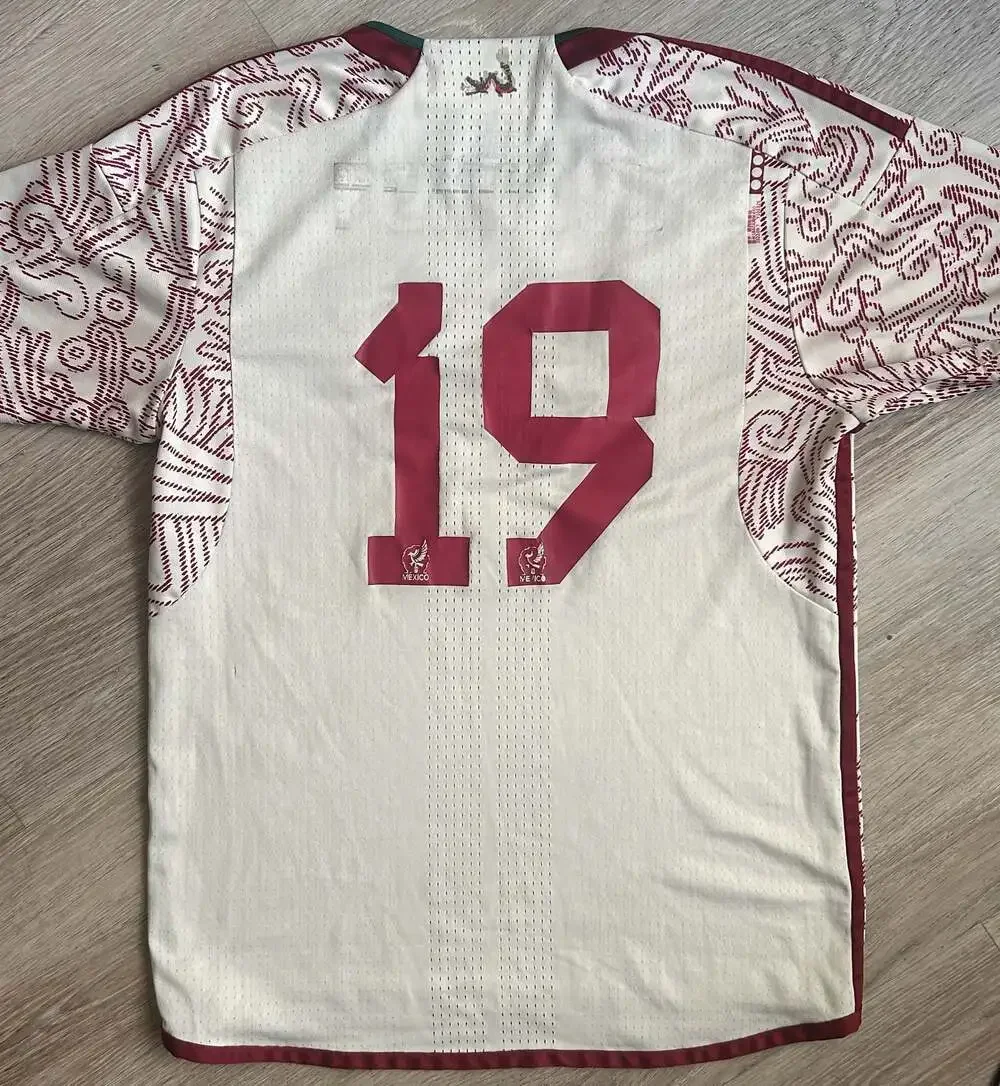 Adidas Mexico 2022 Away Authentic Jersey Size L, Slim Fit Number 19